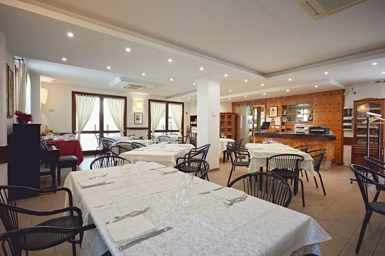 Albergo Romagna Fratta Terme Exteriér fotografie