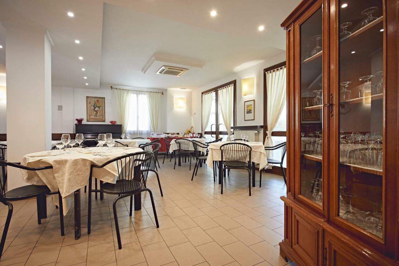 Albergo Romagna Fratta Terme Exteriér fotografie